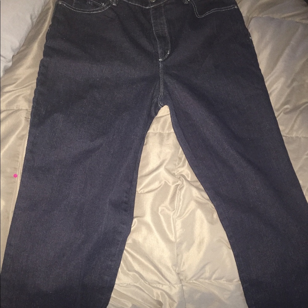 Gloria Vanderbilt jeans